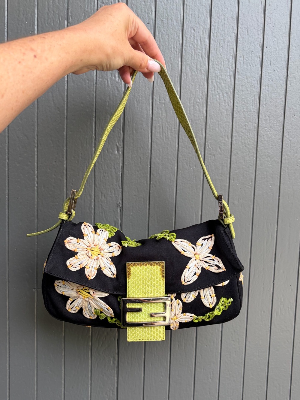 Vintage 2000’s Fendi Baguette